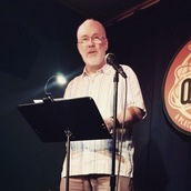 Host William Shunn reads at Line Break #24 - click to view - mousewheel to zoom